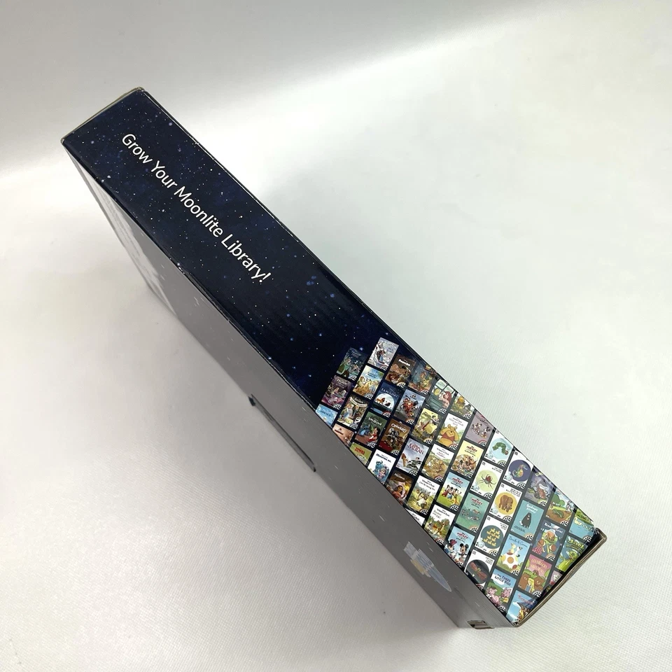 Mini proyector de libro de cuentos Moonlite de Disney Pixar con 4 historias de Pixar Foto 4 de 4