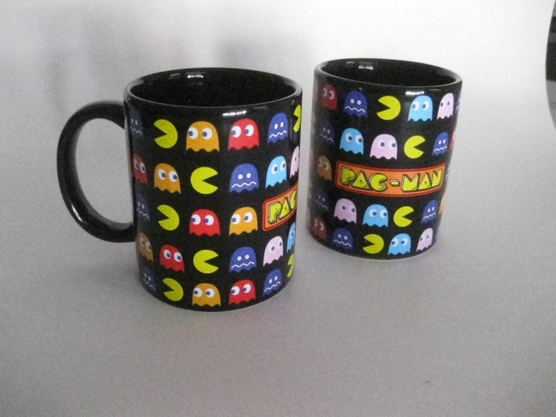 PAC-MAN Bandai Namco Coffee Cups Black Ceramic ( Lot of 2 )
