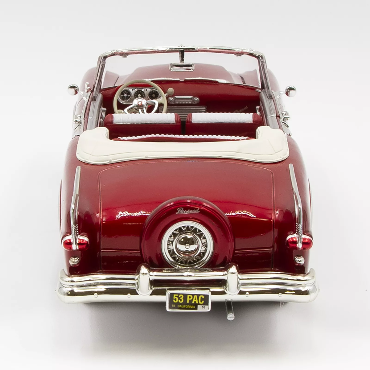 Yat Ming 1953 Road Signature Packard Caribbean 1:18 Diecast Car