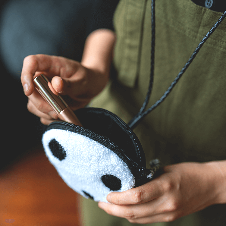 Levi's x Princess Mononoke Kodama Coin BAG Studio Ghibli Levi's x Princess Mononoke Kodama Coin BAG Studio Ghibli