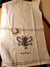 Mud Pie Bee Home Guest Hand Towel