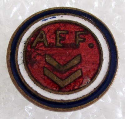 Antique WW1 AEF American Expeditionary Forces 2 Chevron 12 Months Svc Award Pin