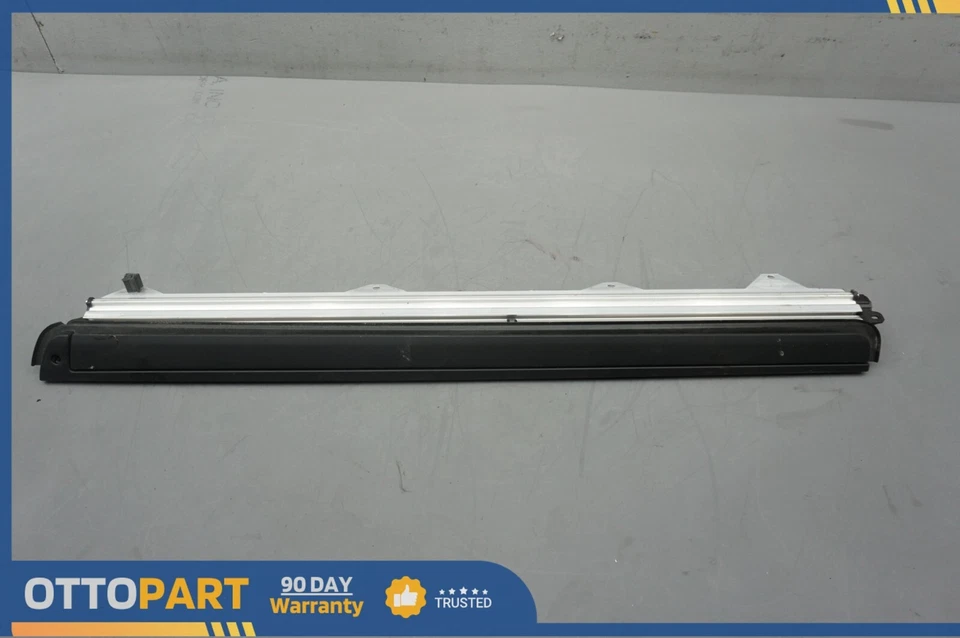 2013-2019 BMW 650i GRAN COUPE Rear Right Side Door Window Sun shade OEM 7288148 - Image 3 of 4