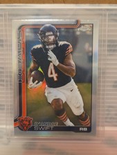 2025 Topps Chrome D’Andre Swift Refractor #53 Chicago Bears