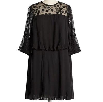 Forever Unique Dauntless Dahlias Black Tiered Lace Applique Dress Size 4 New