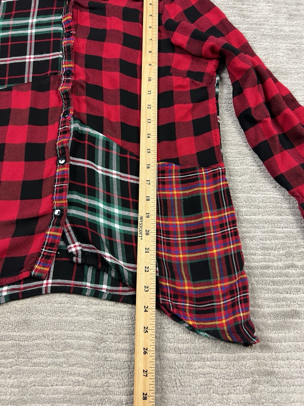 Blair Patchwork Flannel Top Multicolor Plaid Butt… - image 5