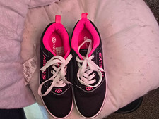 Heelys Kids Wheeled Sneakers Black Pink White Low Top Lace Up US 6 UK 5 EU 24