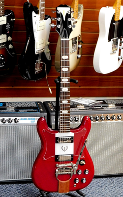 極美品！Epiphone Crestwood Custom Tremotone付 2024 Epiphone Crestwood Custom (Tremotone) Electric Guitar w/ Case
