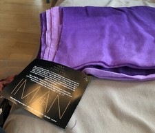 2 bufandas de mujer se venderán por separado.  Envíame un mensaje si solo quieres uno