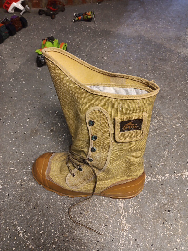 Vintage Men's Bata Gortex Thinsulate Insulated US Army Boots Size 9