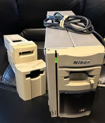 Nikon Coolscan Ⅳ ED (LS-40 ED) Nikon CoolScan IV 4 ED LS-40 With MA-20 MA-1Film Scanner Power On