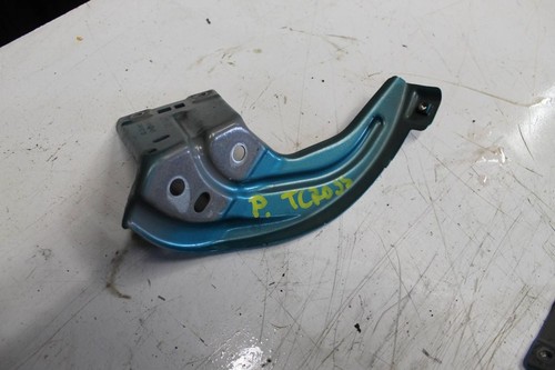 Volkswagen T-Cross 2021 Vorne rechts Halterung Kotflügel 2GM821136 TTI11543