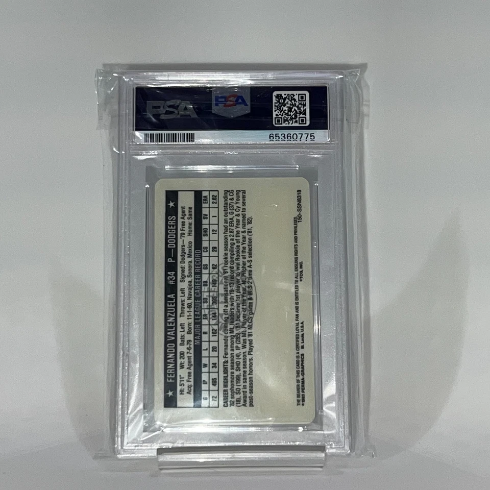 Fleer #140 1981 Fernando Valenzuela novato RC PSA 9 y 1983 Perma Graphics PSA 8 Foto 3 de 4