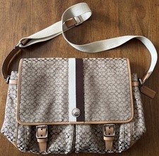 Coach Cross-body Messenger bag C1068-F70183 Nice condition
