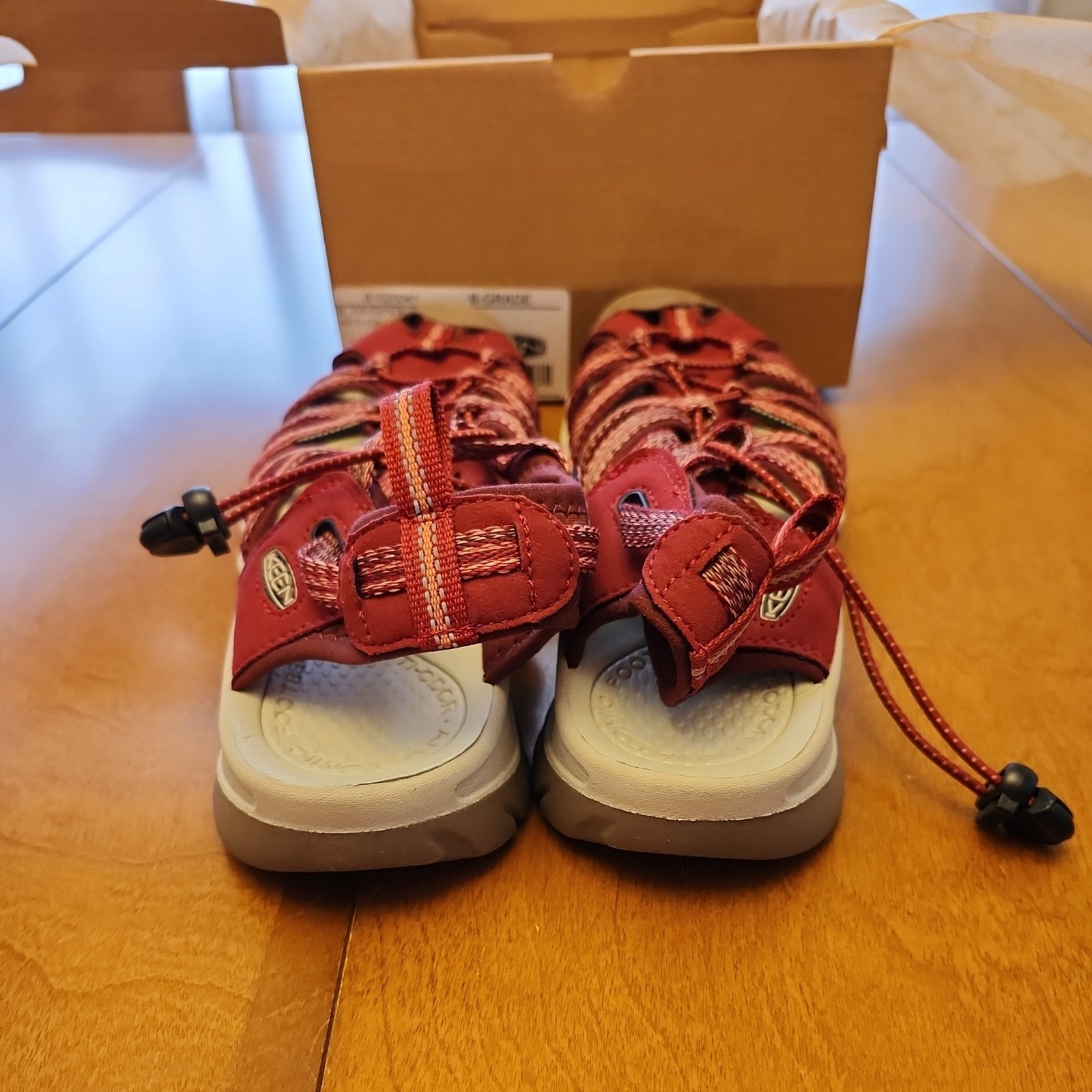 KEEN Sandali donna Whisper punta chiusa rosso dalia taglia 11