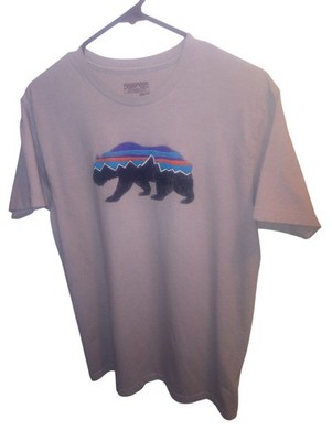 Patagonia Fitz Roy Bear Organic Cotton Blend Slim Fit T-Shirt Beige Men s Large