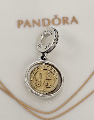 LIMITED EDITION Pandora x Harry Potter 9 3/4 Plattform Dangle Charm 760035C00
