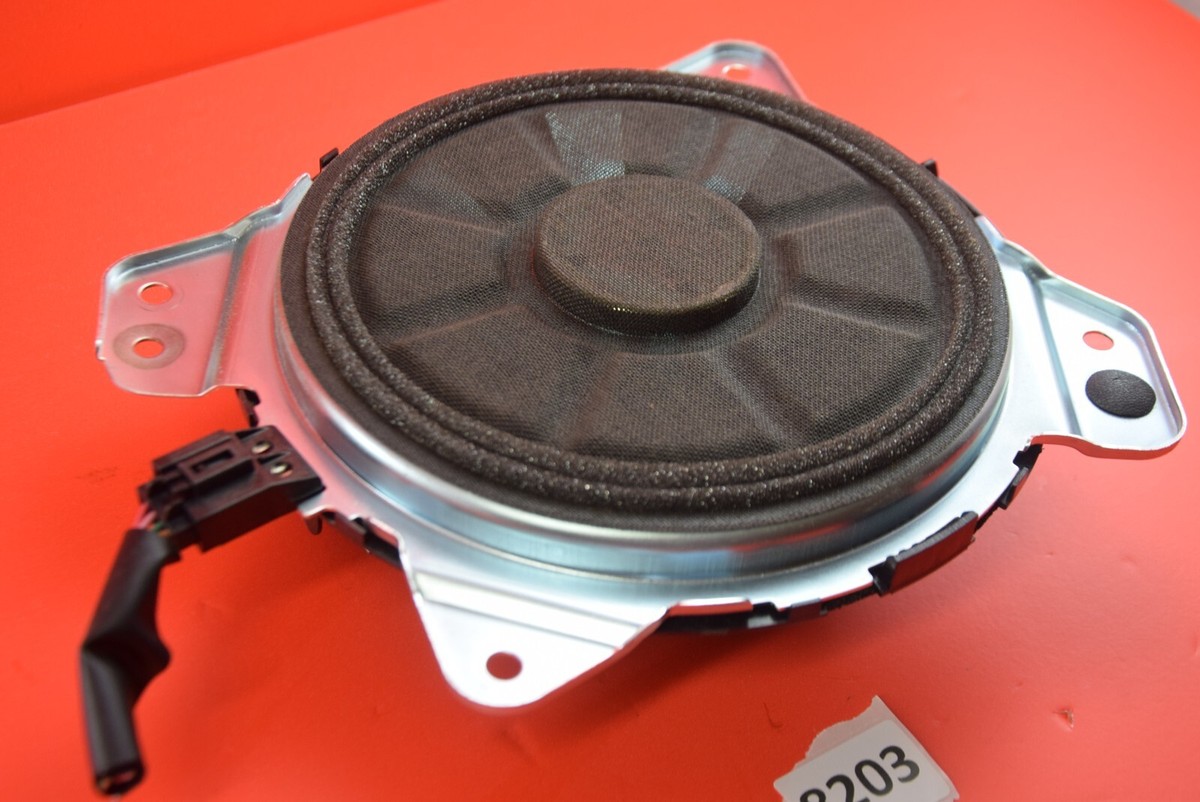 E5 08-13 TOYOTA HIGHLANDER HATCH TRUNK JBL STEREO SUBWOOFER