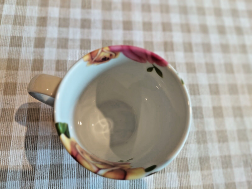 ROYAL ALBERT ENGLAND COUNTRY ROSE WHITE WITH PINK & YELLOW ROSES COFFEE /TEA MUG - Picture 10 of 12