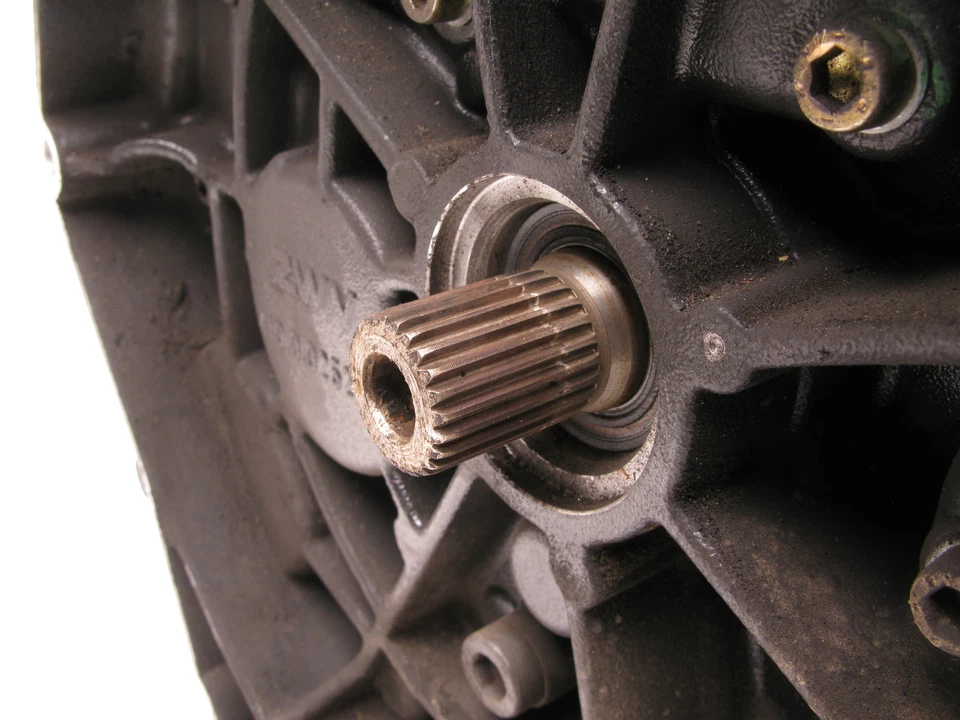 BMW R1100RT R1100RS ХОРОШАЯ КОРОБКА ПЕРЕДАЧ TRANNY 23002325621 и 4190025290 - Изображение 3 из 4