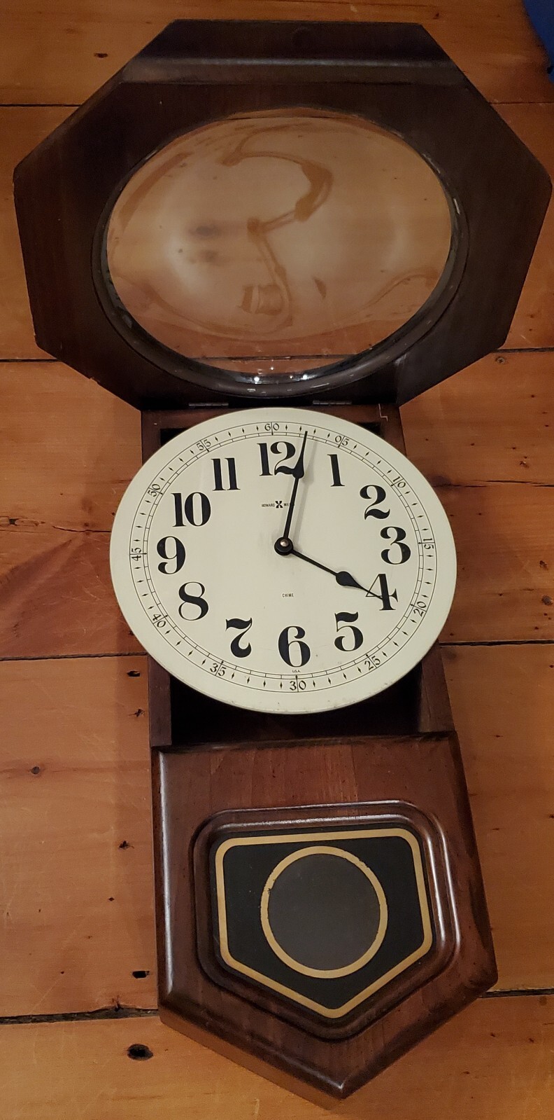 Vtg Howard Miller 612472 Clock Westminster Chime Pendulum Wall Oak