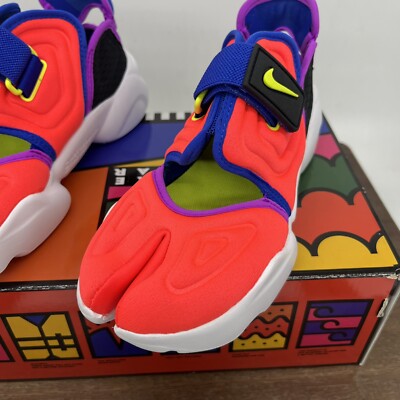 Nike Aqua Rift Crimson Red Venom Split Toe Shoes Womens Size