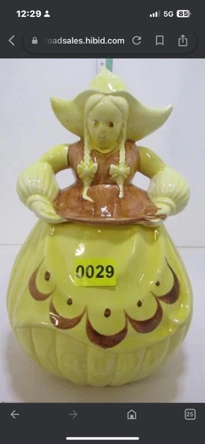 RED WING USA 1940 Pottery "Katrina Yellow Ceramic Dutch Girl Cookie Jar Canister