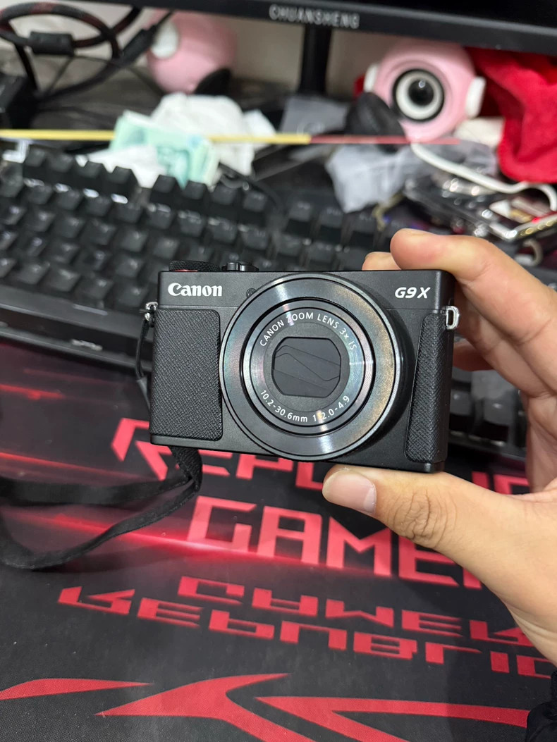 Canon PowerShot G9X Mark II Digital Camera Black 20.0MP 28-84mm