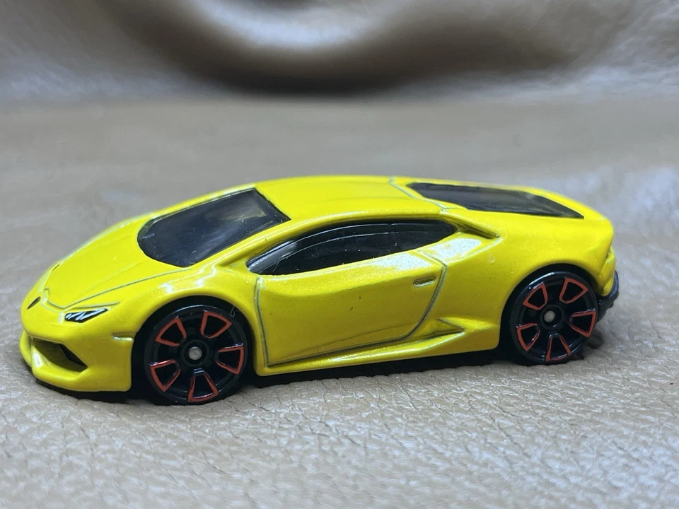 HW LAMBORGHINI HURACAN LP 610-4 UNSPUN HW WORKSHOP PROTO “ YELLOW “ RED RIMS MT. - Image 2 of 4