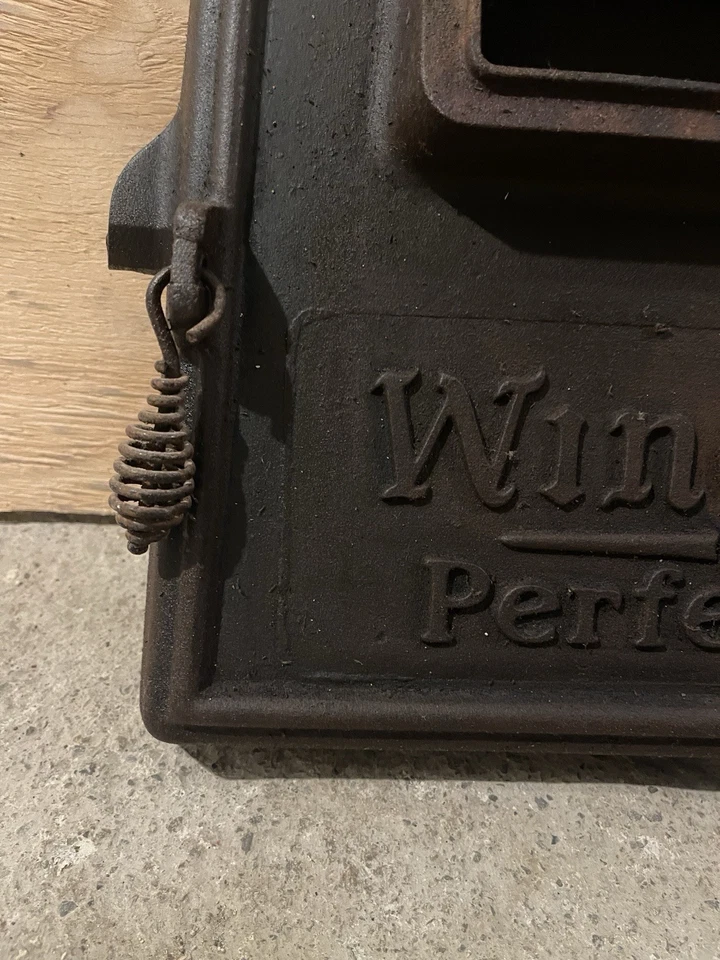 Windsor Perfection 1920s Coal Furnace Door Cover, Antique Vintage Cast Iron - Image 3 of 4