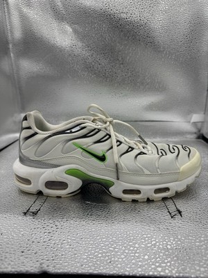 Nike Air Max Plus TN Size 10.5 DN6997-100, White-Black Sneakers Shoes #1