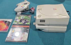 Dreamcast Region Free  NEW battery & fuse ALL NEW CAPACITORS! GAMES! Karaoke! 