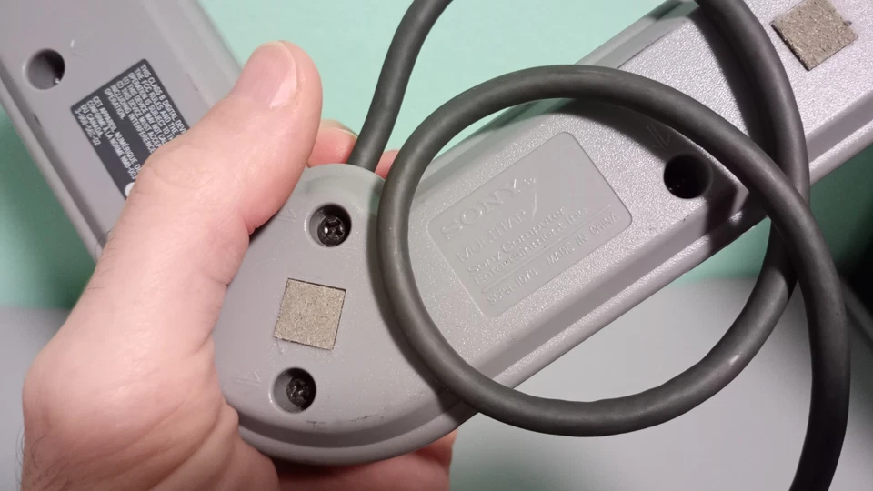 Multitap PS1 Sony Originale - Immagine 3 di 3