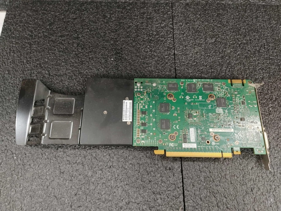 HP 700104-001 NVIDIA QUADRO K4000 3GB GDDR5 PCI-E DisplayPort DVI Graphics Card - Image 4 of 4