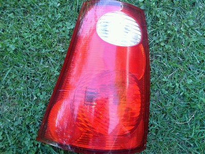 2001 - 2005 FORD EXPLORER SPORT TRAC DRIVER SIDE L TAIL LIGHT OEM
