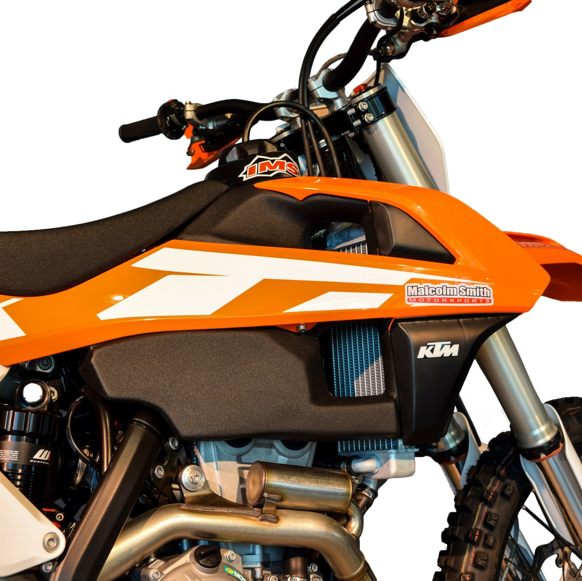 Gajess　Sam Tank 36 インディゴ IMS Large Capacity Fuel Tank Black 4.5 Gallon 17-19 KTM 450/500
