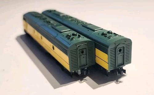 Con-Cor N Scale EMD E-8 A&B Unit Chicago & Northwestern #5008 A Powered, B Dummy - Picture 4 of 10