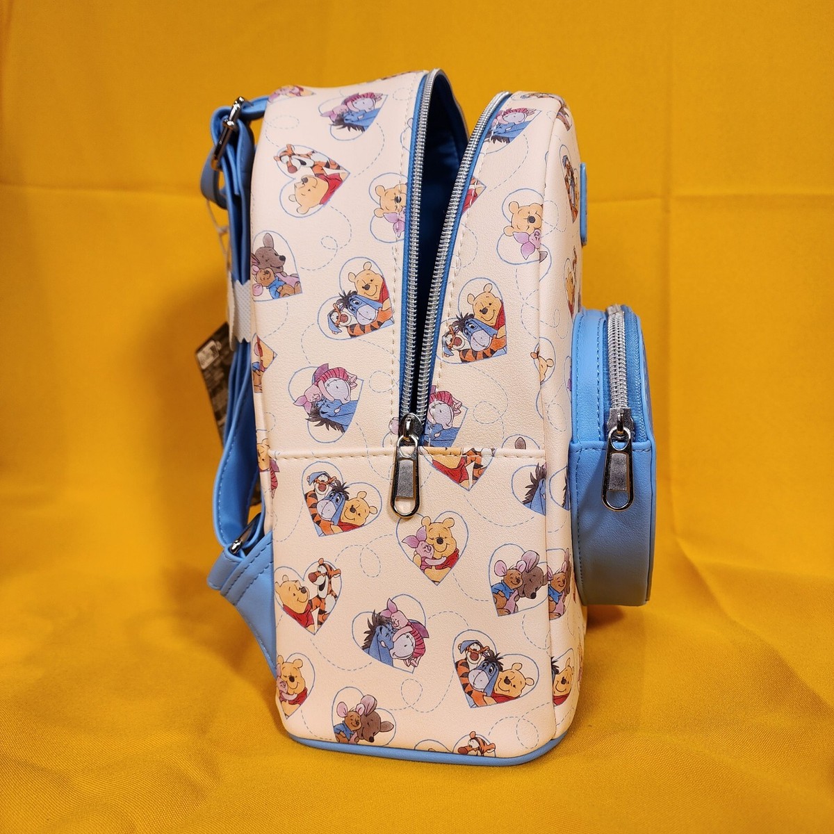 Loungefly Disney Winnie The Pooh Heart Hugs Cuddles Soft Tag  display picture 1