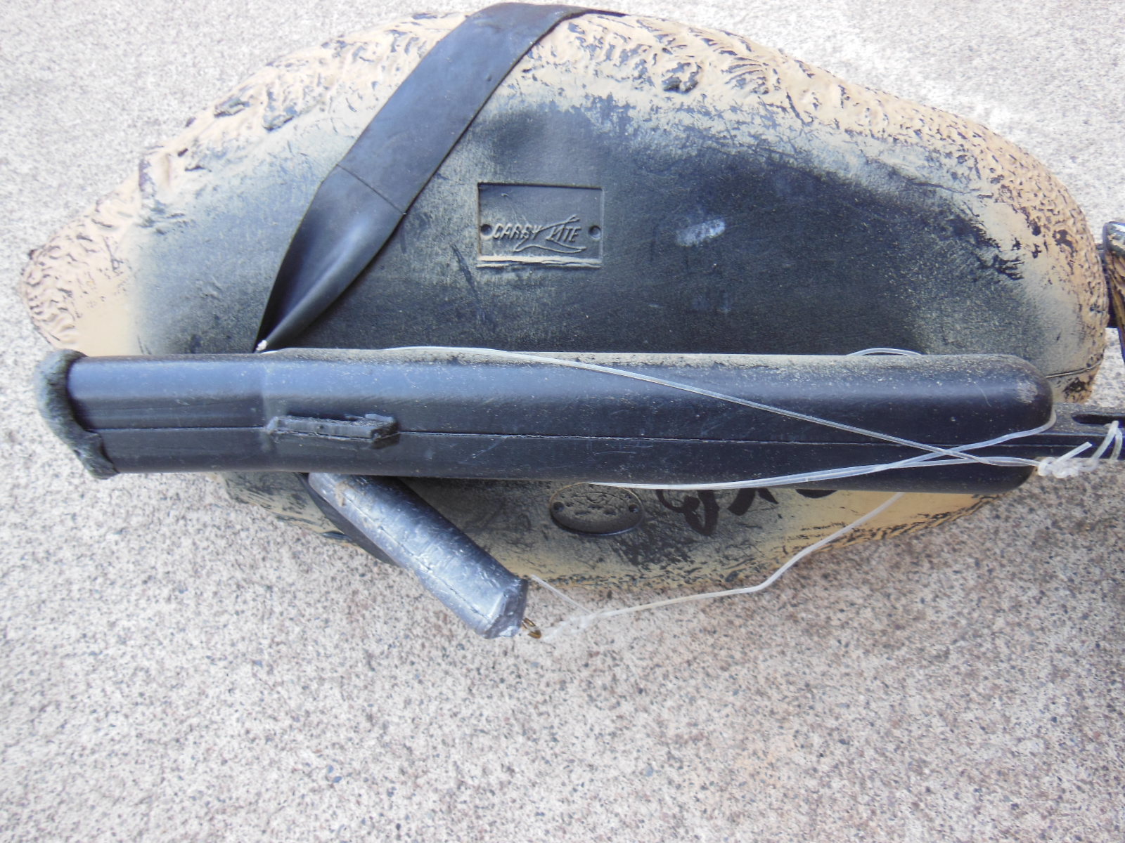 Duck Decoy w String & Anchor Plastic carry lite 3 FEMALE & 1 MALE ...