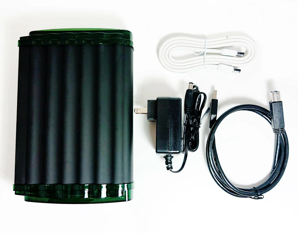 BUSlink 6TB USB 3.2 Gen 1/eSATA with Hub External Desktop Hard Drive (PC/Mac) - Image 4 of 4