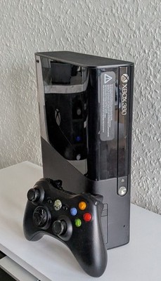 Microsoft Xbox 360 E Slim Konsole - mit Controller - in schwarz - Original
