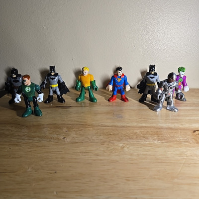 Imaginext DC Super Friends Figures HEROES & VILLAINS lot of 8