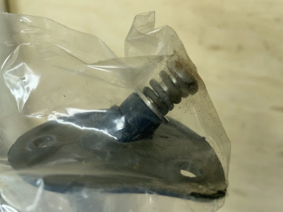 通用原始设备制造商遮阳深蓝色 85-96 G10 G20 G30 P30 G1500 G2500 G3500 15700013 NOS — 第 4/4 张图片