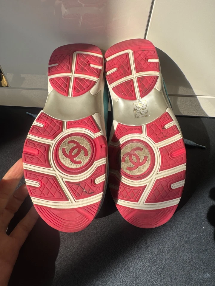 Тренажер с низким верхом CHANEL CC размер 8 - Изображение 3 из 4