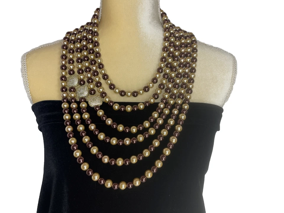 Collar grande de perlas de vidrio dorado y marrón de 6 capas con 3 espaciadores de circonitas cúbicas