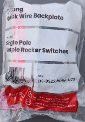 Deako DS-BS2X-WHNL-UCQ 2-Gang Quick Wire Backplate w/ Single Pole Simple Rocker
