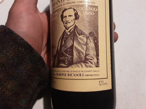 CHIANTI CLASSICO RICASOLI 1977 BUONA LA CAPSULA E BUONO IL LIVELLO SEMPRE STATA - Foto 9 di 11