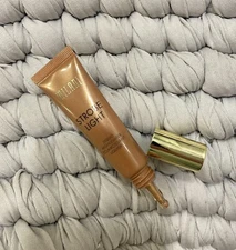 BRAND NEW- 04 Glowing Milani Strobe Light Liquid Highlight (Originally $21)
