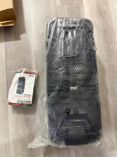Sistema de Altavoces BT Inalámbricos Portátil Pyle Dual 8’’’ – Función TWS, Recargable