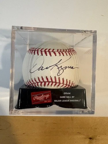 Official MLB Baseball - Dave Kingman Autographed - w/Case